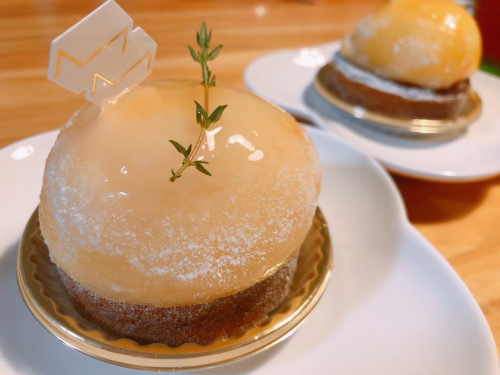 念願の桃のケーキを食べました！