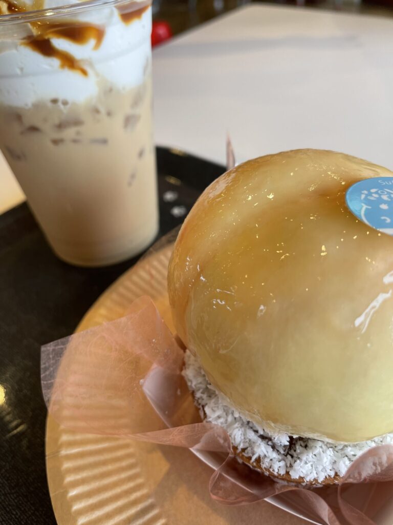 丸ごと桃ケーキ！